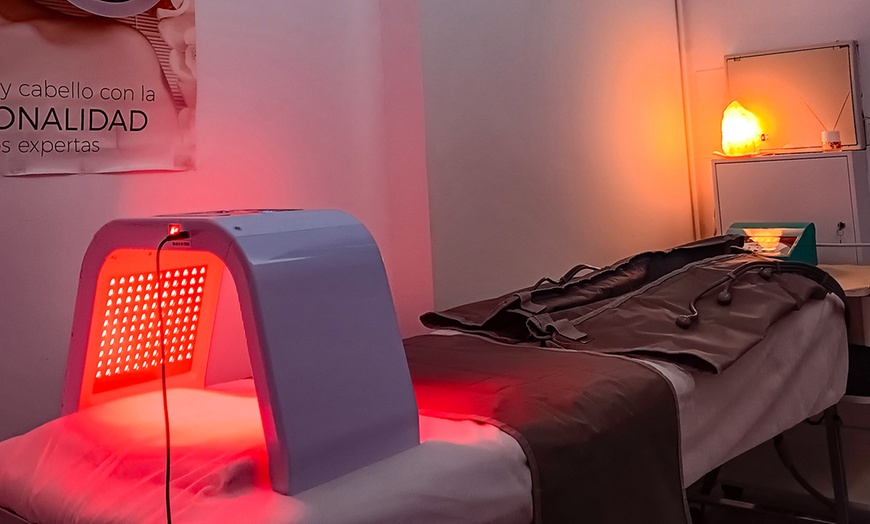 Image 1: 3 o 5 sesiones de tratamientos estéticos a elegir