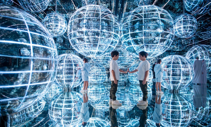 Image 1: 30% Off Entry Ticket For One Person – Explore 12 Immersive Worlds!