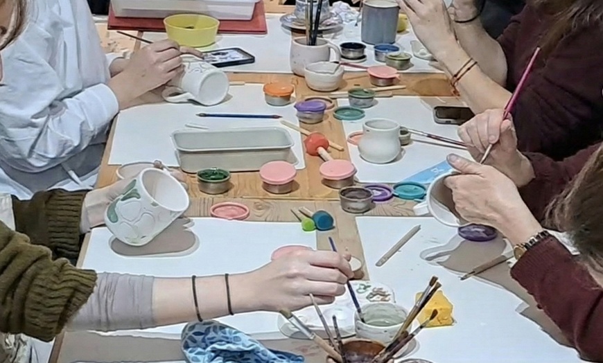 Image 14: Taller de cerámica de 2 h a elegir entre modelado o pintura