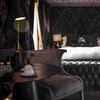 Image 2: Oxfordshire: 5* Luxurious Hotel Break with Dinner & Champagne