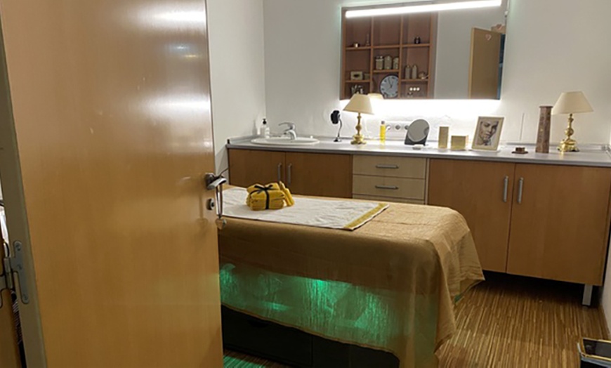 Image 9: 1 o 2 sesiones de cavitación, radiofrecuencia y electroestimulación 