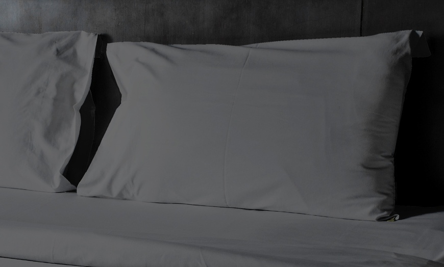 Image 8: Queen Size Luxury Comfort 4-Piece 1800 Series Deep Bedding Soft Sheet sets 