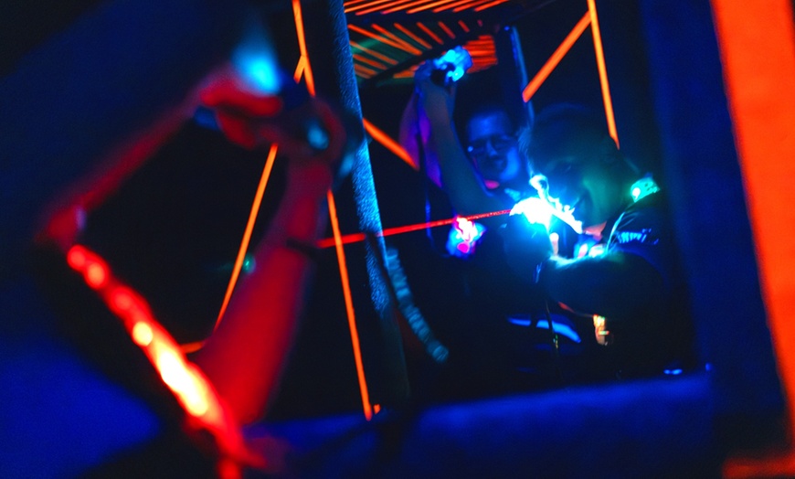 Image 2: Lasertag-Abenteuer: 3 Spiele voller Adrenalin für bis zu 8 Personen!