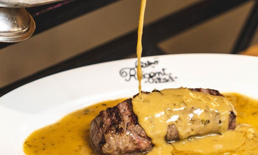 Image 4: Savourez la cuisine française chez Bistro Regent Victoire