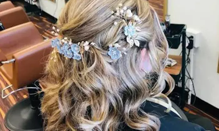 Haircut + Condition & Blowdry, Single Process, Half Or Full Highlights