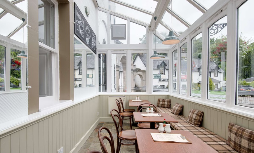 Image 3: Argyll and Bute: Standard Double Room with Breakfast