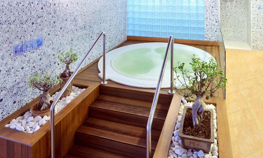 Image 4: Tossa de Mar : hôtel 4* avec demi-pension