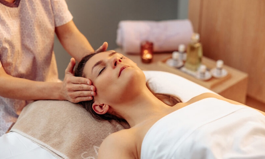 Image 1: 30, 60 or 90-Minute Massage or Package of Three 30-Minute Massages