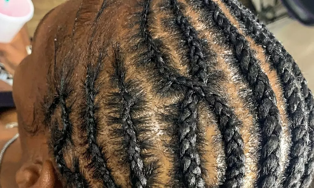 Transform Your Look with Knotless Large or Men Braids No Wash Design