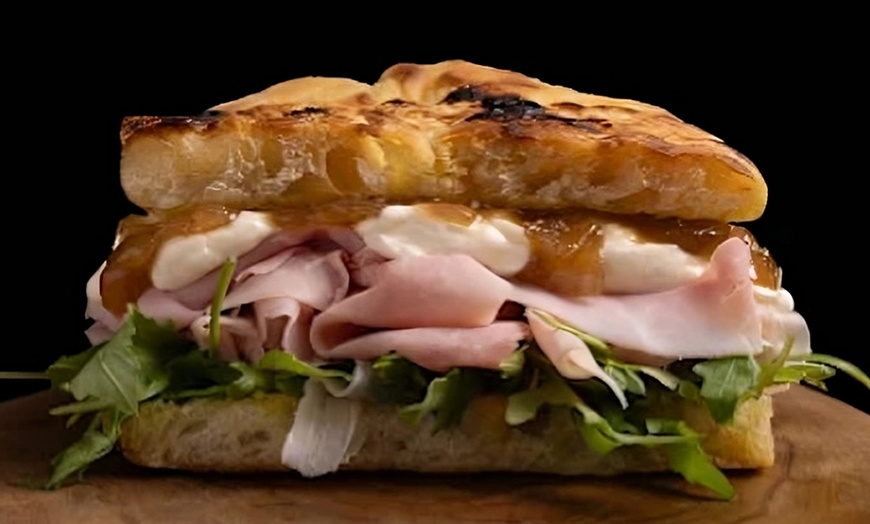 Image 9: Focaccias italianas con Aperol o limoncello spritz 