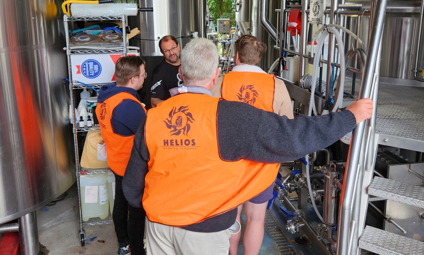 Image 2: Brewery Tasting Experience Including Welcome Pot and Beer Paddle