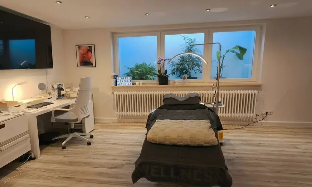 Mikropigmentierung – Powder Brows mit optionalem Touch-Up für 1 Person