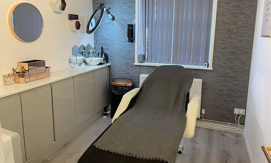 Image 1: Up to 58% Off on Facial - HydraFacial at Cantik Aesthetics