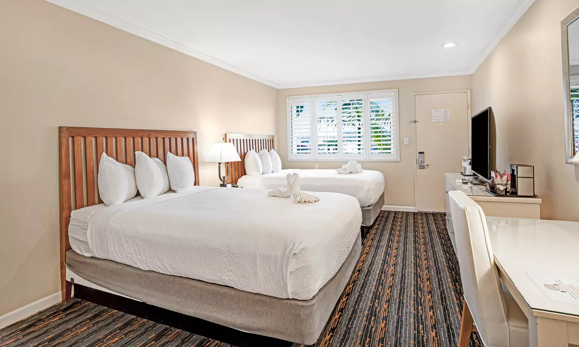 Waterfront Resort on Mission Bay with Two Heated Pools