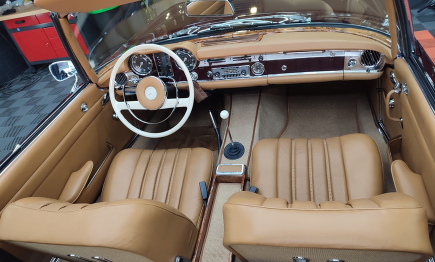 Image 4: Basic oder Premium PKW Innen- und Außenreinigung für 1 Fahrzeug