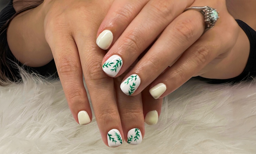 Image 9: Gel, Builder Gel & Art Manicures for Lasting Style