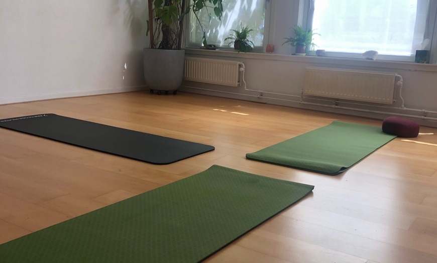 Image 4: Adem en bewegingsessies voor kracht, zachtheid en bewustzijn