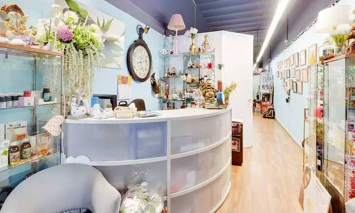 Masajes corporales sueco, neurosedante y técnicas orientales