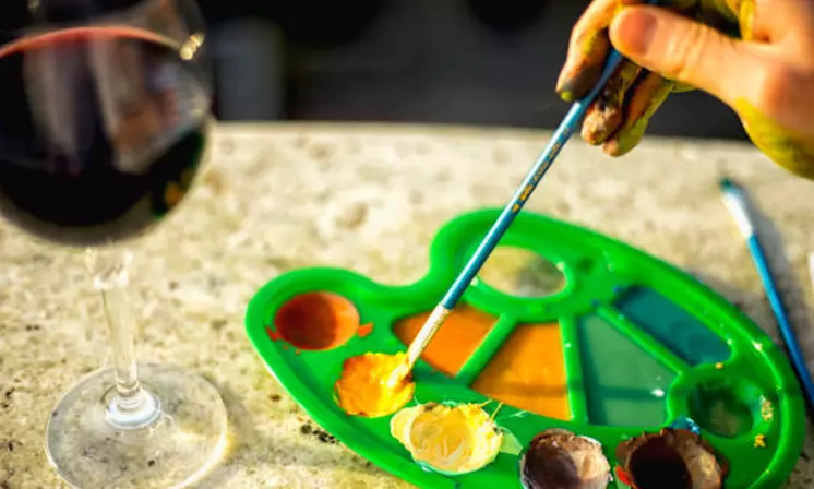 Holiday Wine Glass Painting Class – Create Custom Gifts!