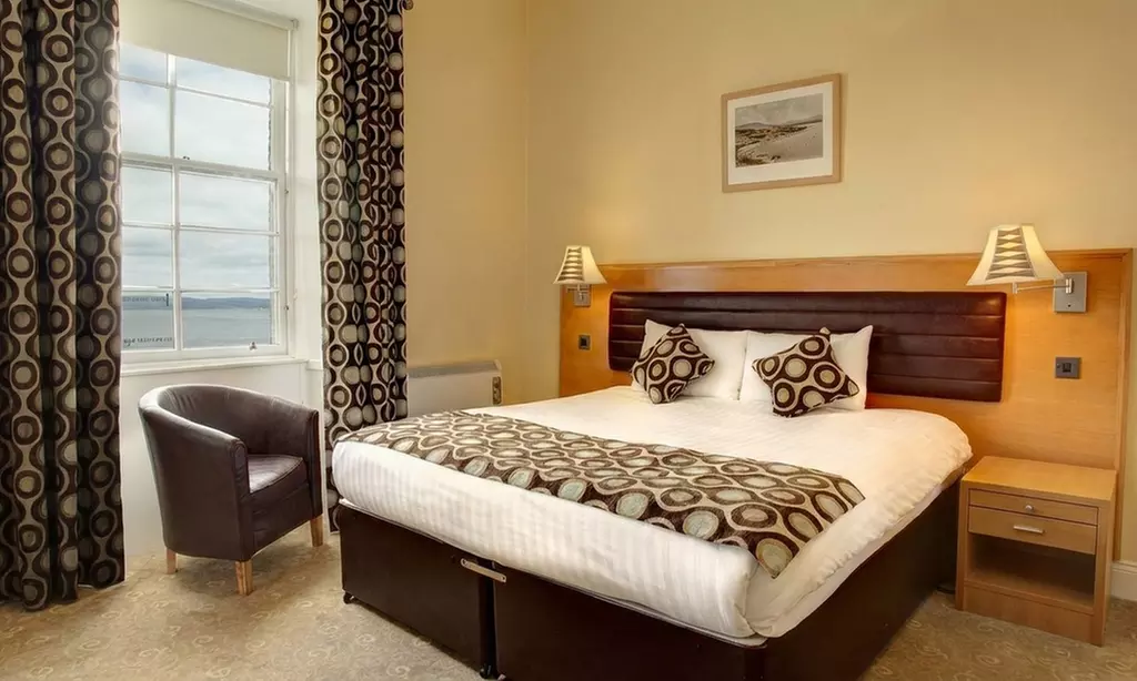 Argyll: Double Room with Breakfast, 2 - Course Dinner