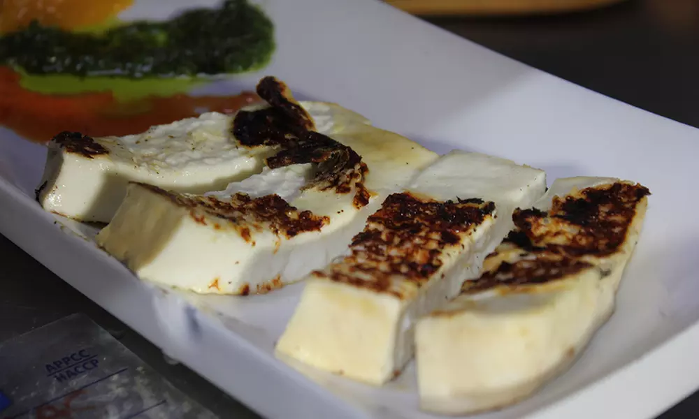 Menú canario para 2 o 4 personas con entrantes, postre y bebida