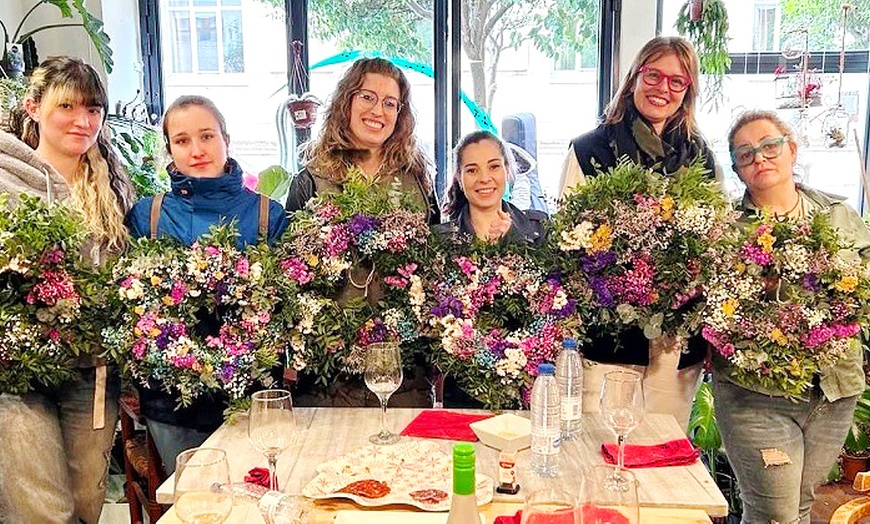 Image 2: Taller creativo floral para 1 o 2 personas o grupo privado de hasta 8