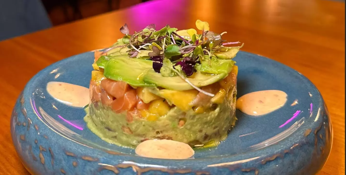 Menú completo clásico o prémium para 2 o 4 con opción a vino