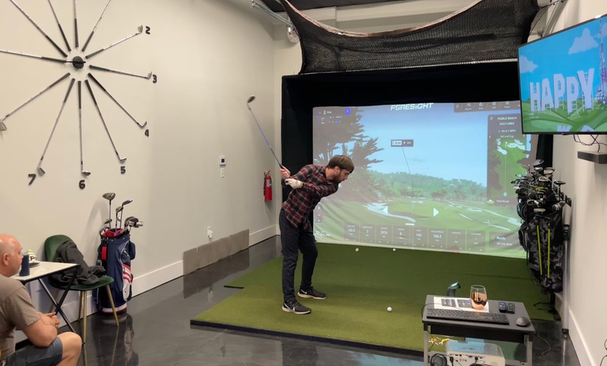 Image 4: Golf Anytime with a Golf Simulator Rental