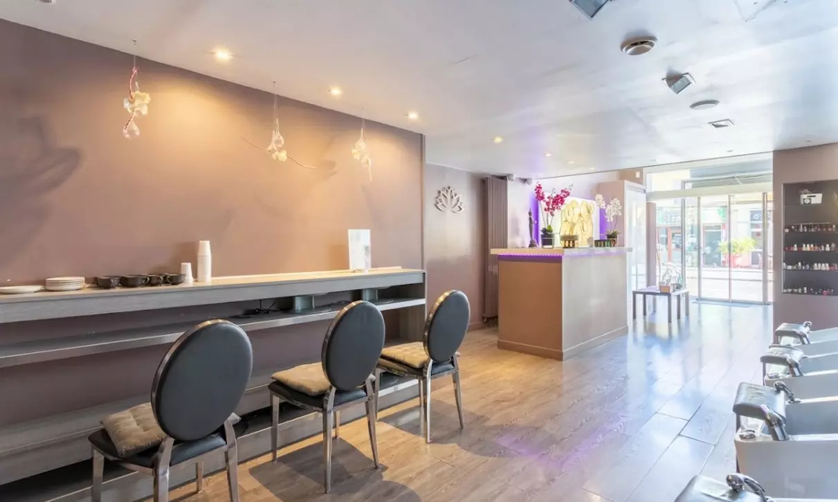 Pause revitalisante : massage découverte en solo ou duo à Lyon