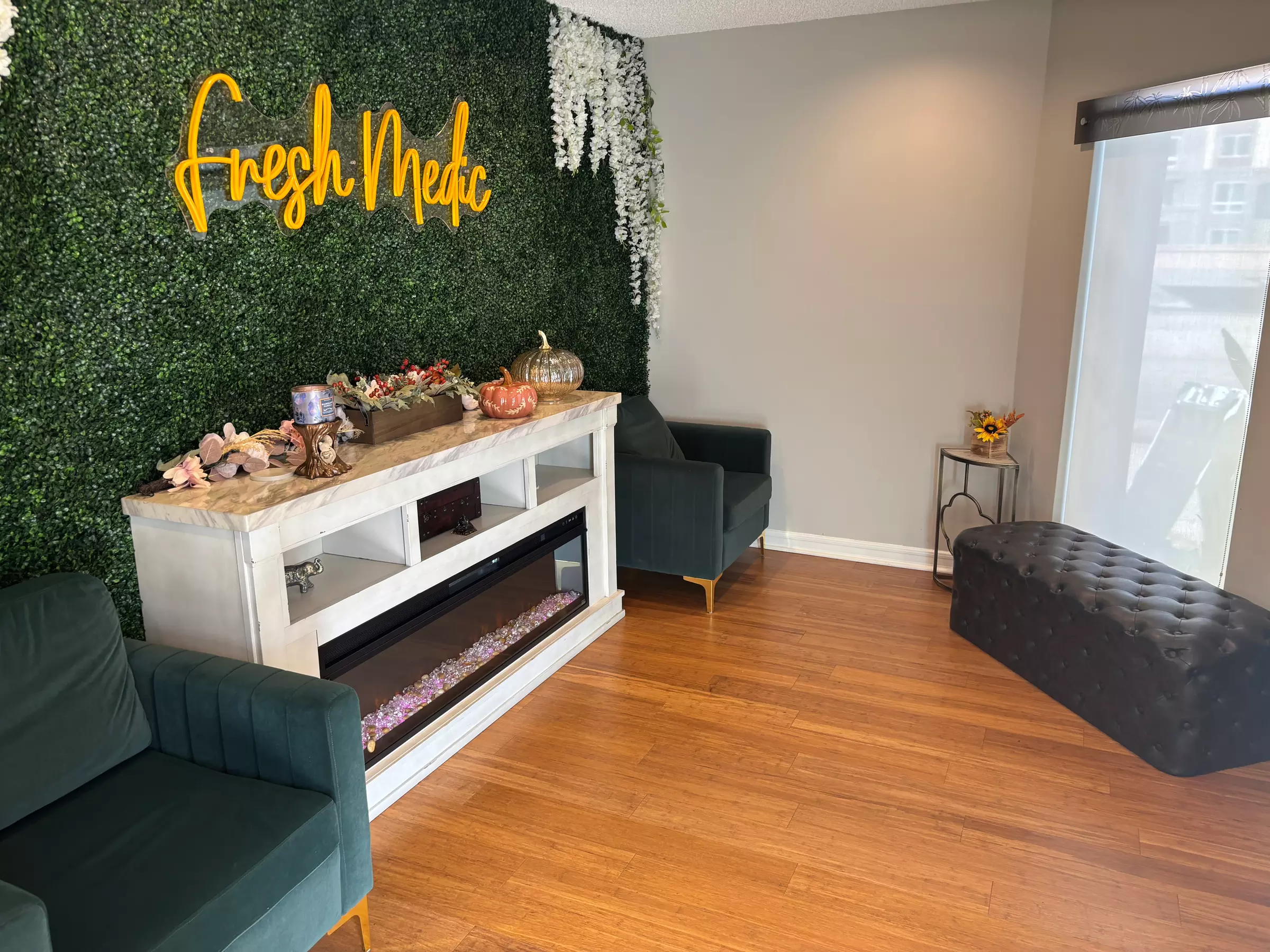 60 or 90-min Swedish, Hot Stone Massage, or Holiday Pampering Package