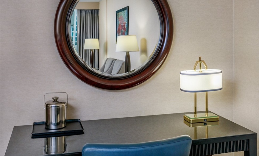 Image 11: 4-Star Hotel Stay in Downtown Atlanta with Pool and Dining Options