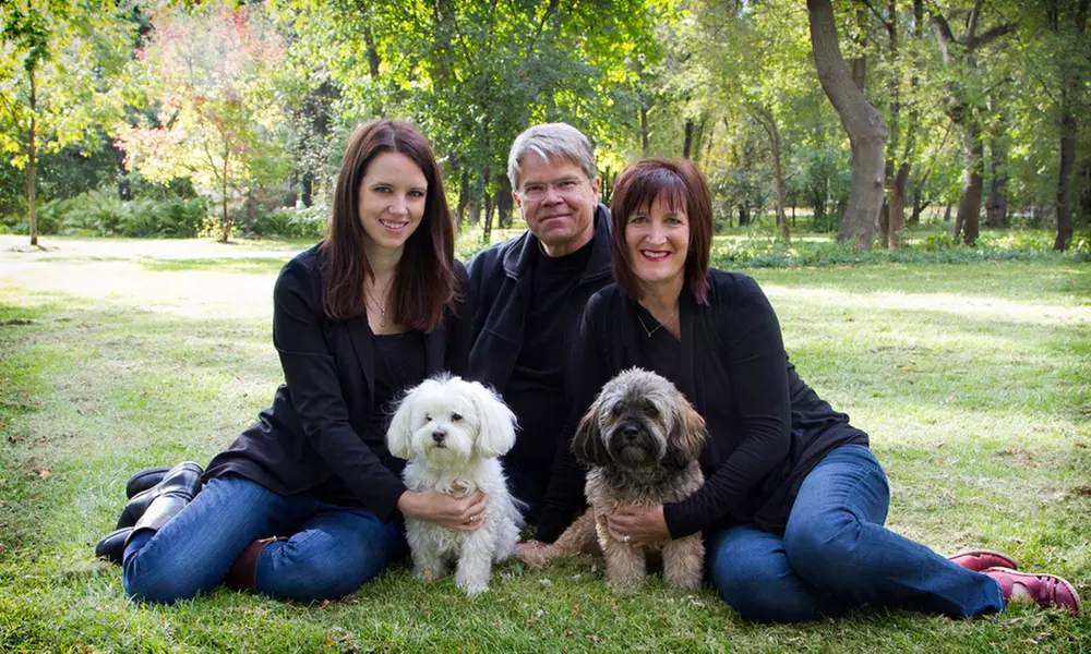 C$69 for an In-Studio or On-Location Photography Package at Elaine Halpert Photography (C$330 Value) - Primary Image