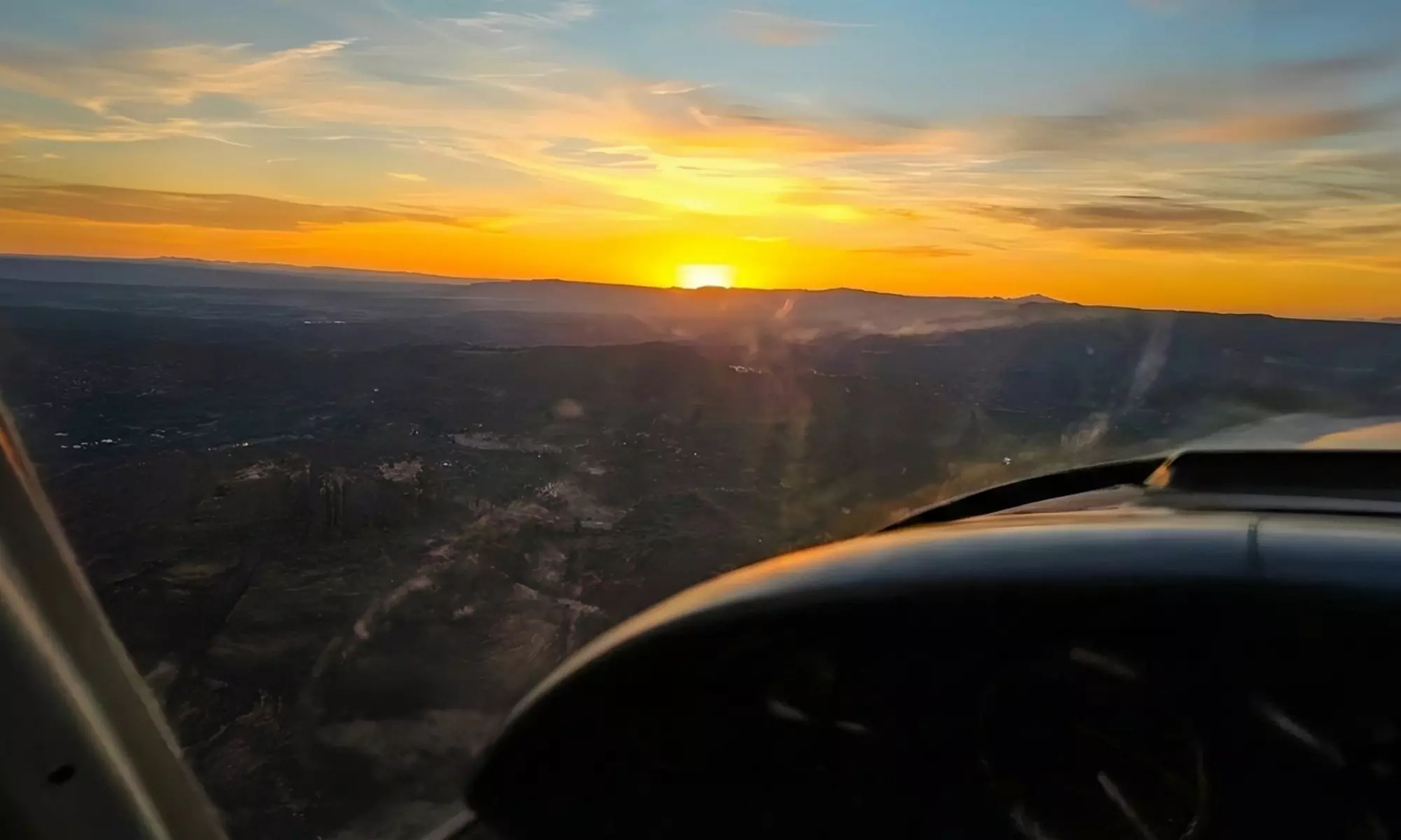 Scenic or Romantic Flights at Untethered Aviation