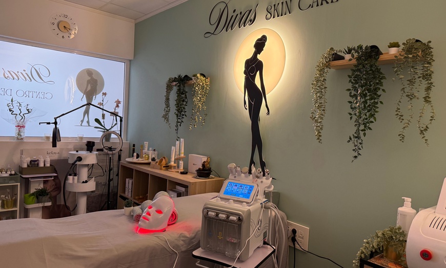 Image 3: Limpieza facial con opción a peeling químico, dermapen o hydrafacial