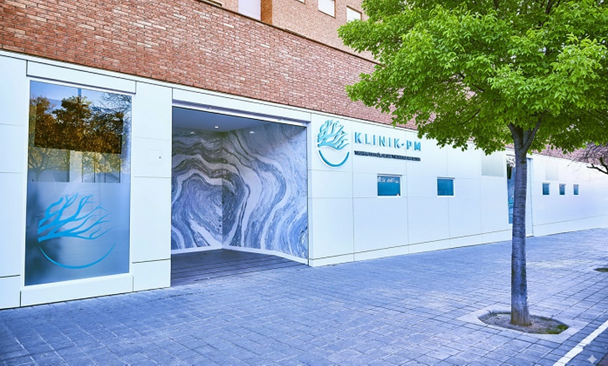 Image 6: 1 o 2 sesiones de cámara hiperbárica, crioterapia y luz LED para 1 o 2