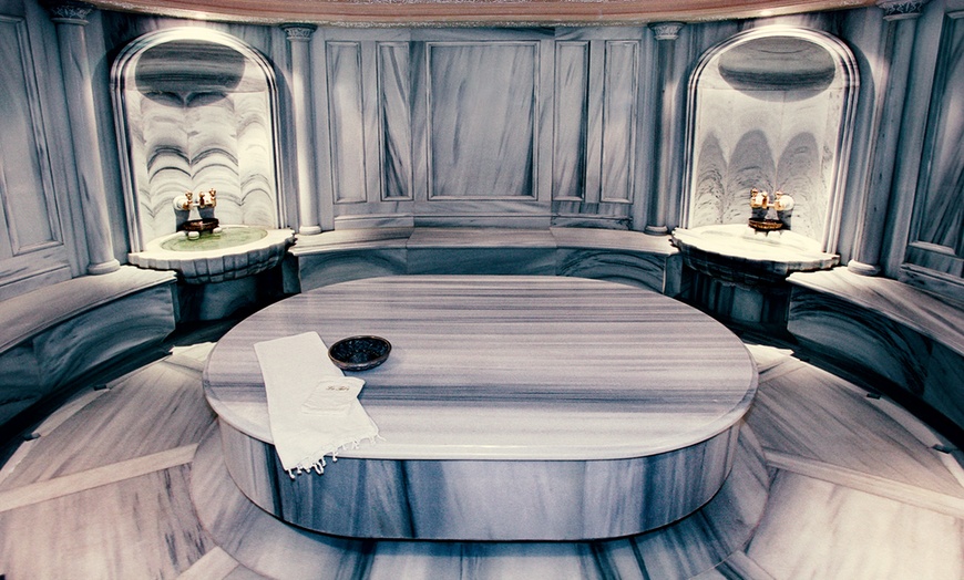 Image 1: Price drop Hammam & Massage with Afternoon Tea & Gym Access 