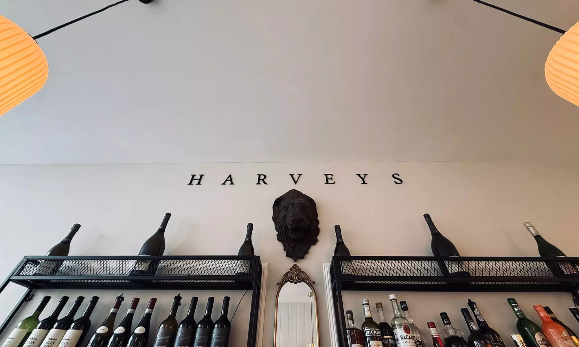 Sunday Roast with Starter or Dessert & Wine, Beer or Prosecco