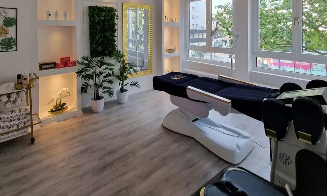 Straffe Haut: Fettverbrennung-Behandlung mit dem M-Slim Gerät