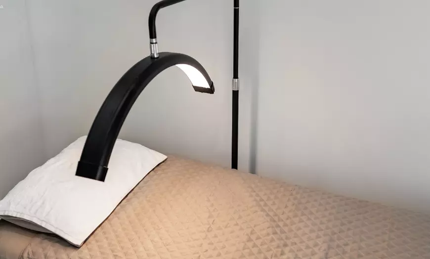 Image 5: 60, 70 or 90-Minute Ultra Lifting Tightening Treatment with LED Light 