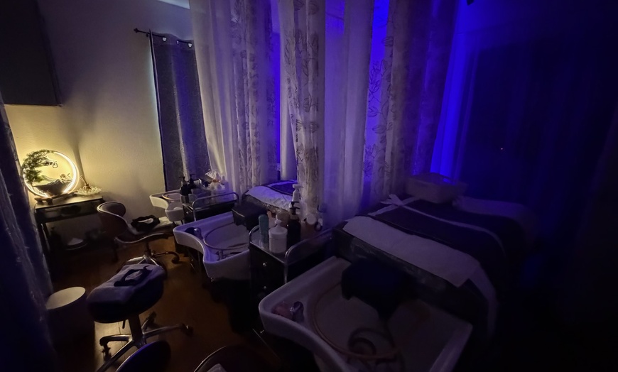 Image 3:  Couples 60-Min Detox Scalp Treatment, 30 Min Scalp Treatment & More