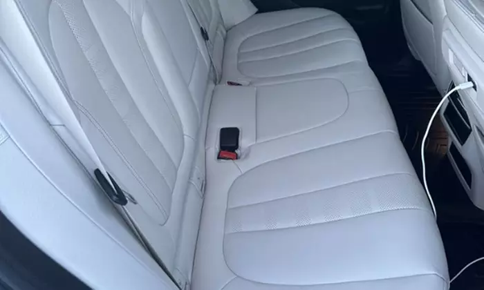 Detail Hand Wash, Vacuum & Poly Seal for Small/Mid-Size Sedans/SUV's