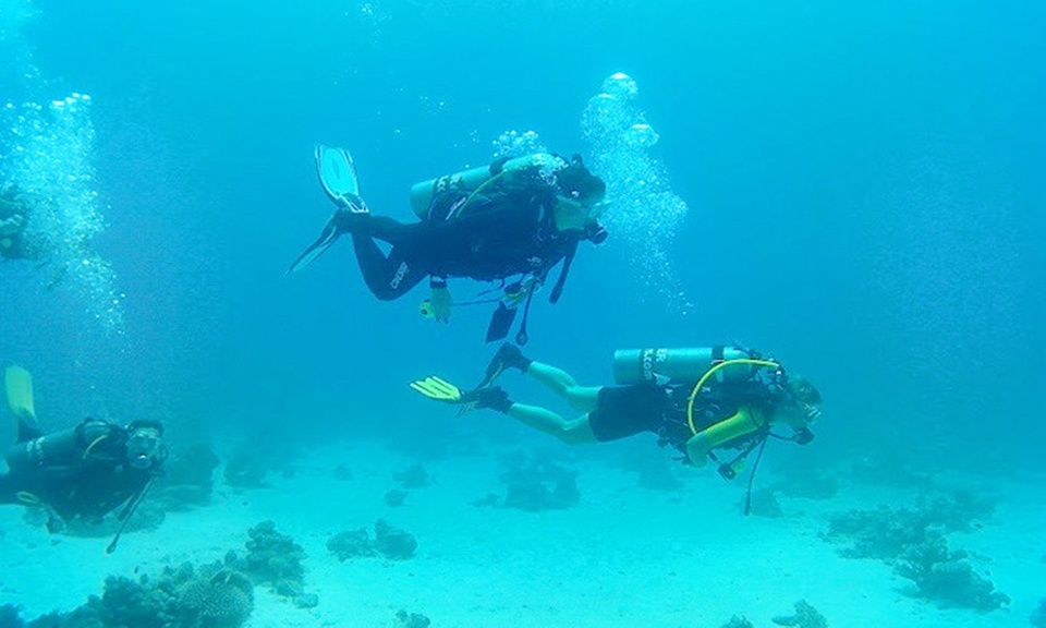 Bautismo de buceo con inmersión en el mar durante 45 minutos