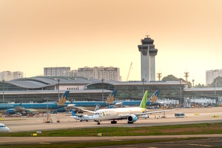 $15 Towards Parking at Purchase Park to Fly - LaGuardia Airport - ParkingNearAirports.io - US