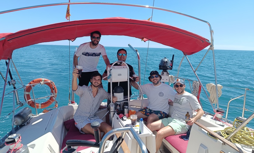 Image 2: Paseo en barco privado por la costa de Barcelona