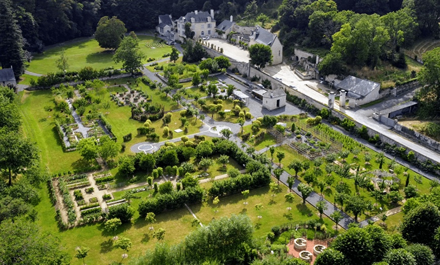 Image 13: Pays de la Loire : chambre standard ou confort avec piscine et pdj