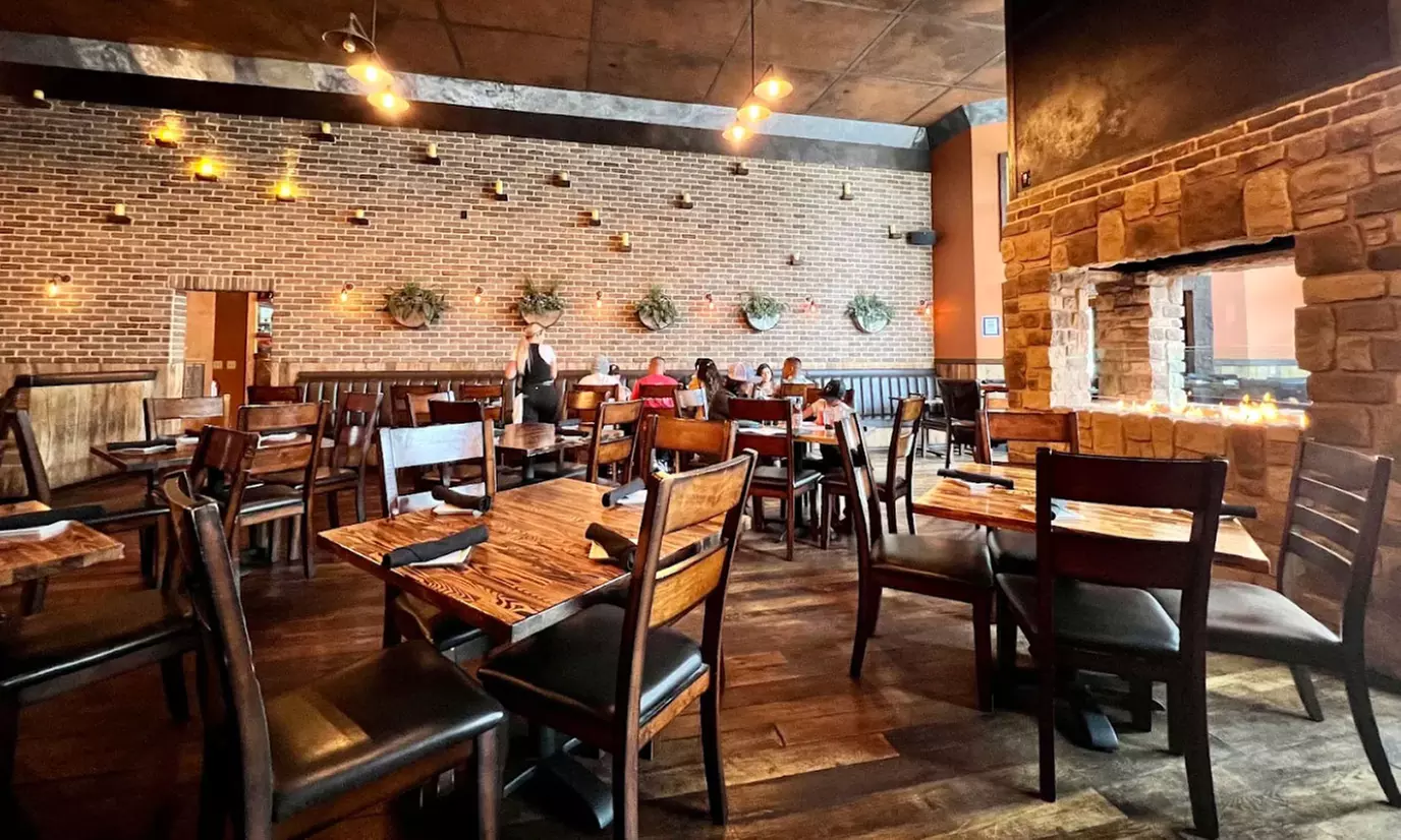 Relish Dining with $50 or $100 Dining Credit