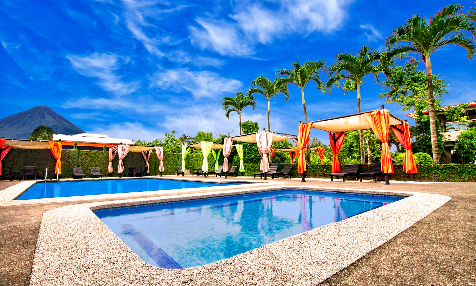 ✈6-Night Costa Volcano & Beach Trip with Air & Car. Price is per Person, Based on Two Guests per Room.