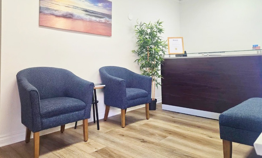 Image 4: 60-Min Therapeutic Sports Massage + Hot towels & More