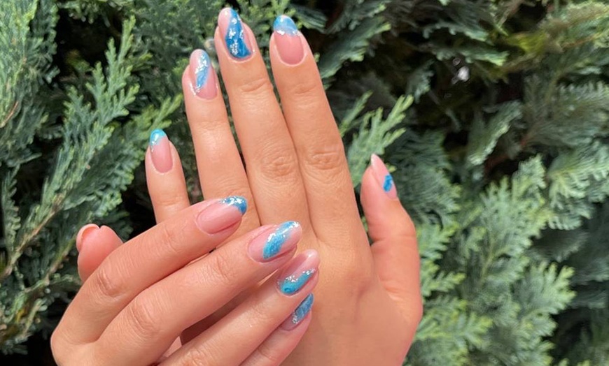 Image 3: Bis zu 44% Rabatt auf den Maniküre-Pediküre bei Beauty bar Dream