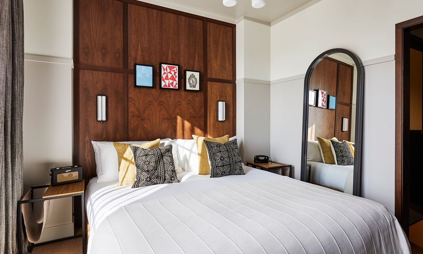 Image 9: 4* Stay in Oregon’s Historic Town With Curated Art & Mid-Century Charm